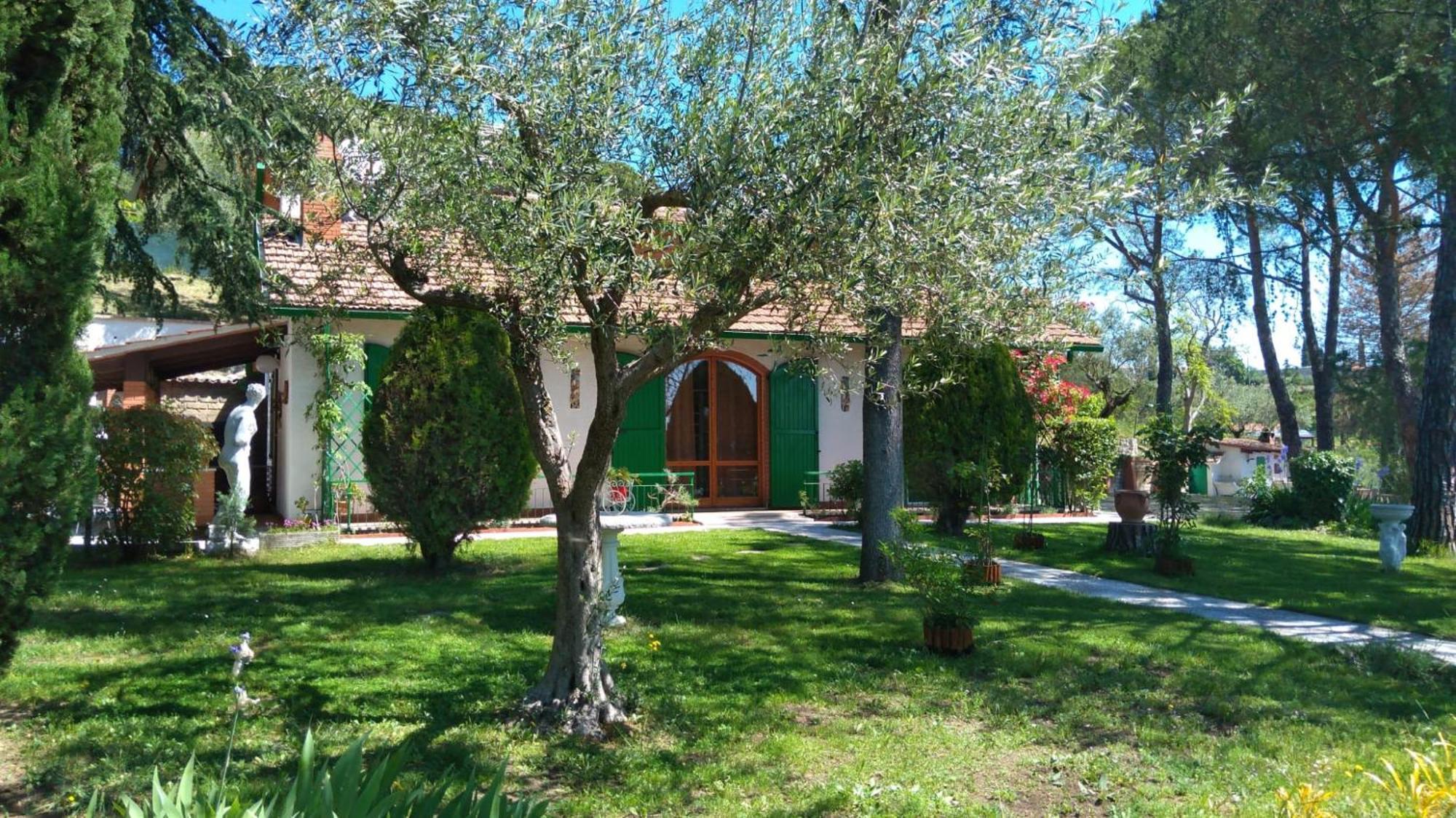 I Pini House * Magione